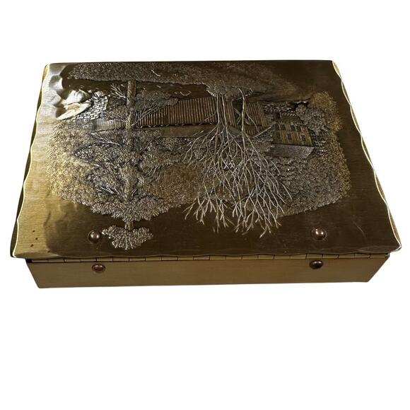Wendell August Forge Solid Brass Handmade 6" x 4" Keepsake Box New Condition - Picture 3 of 9